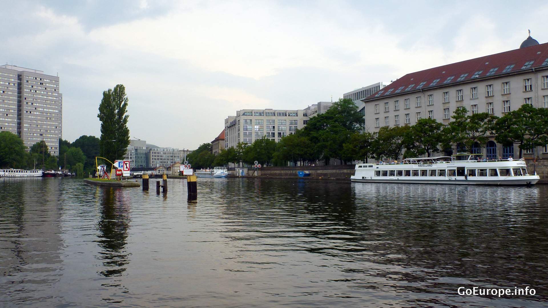 River in city in Berlin.