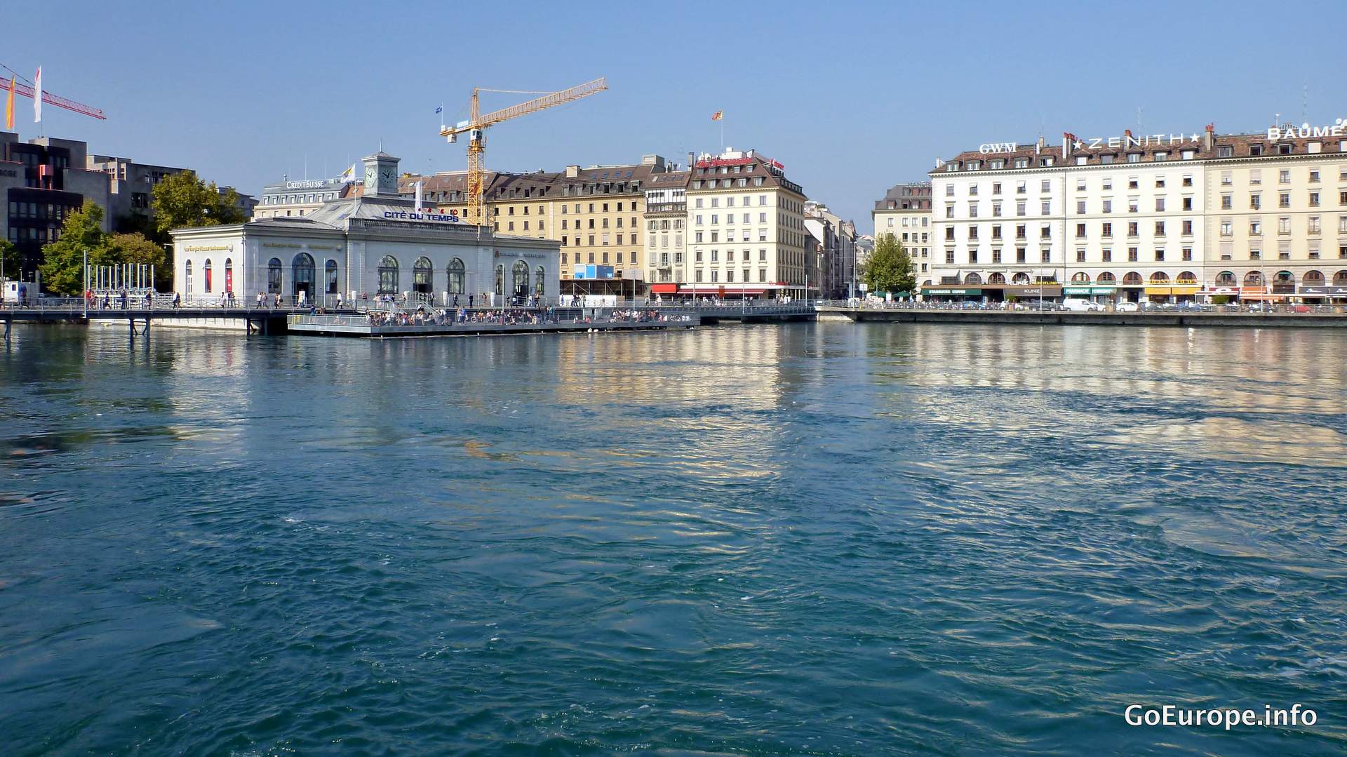 City at water in Geneva.