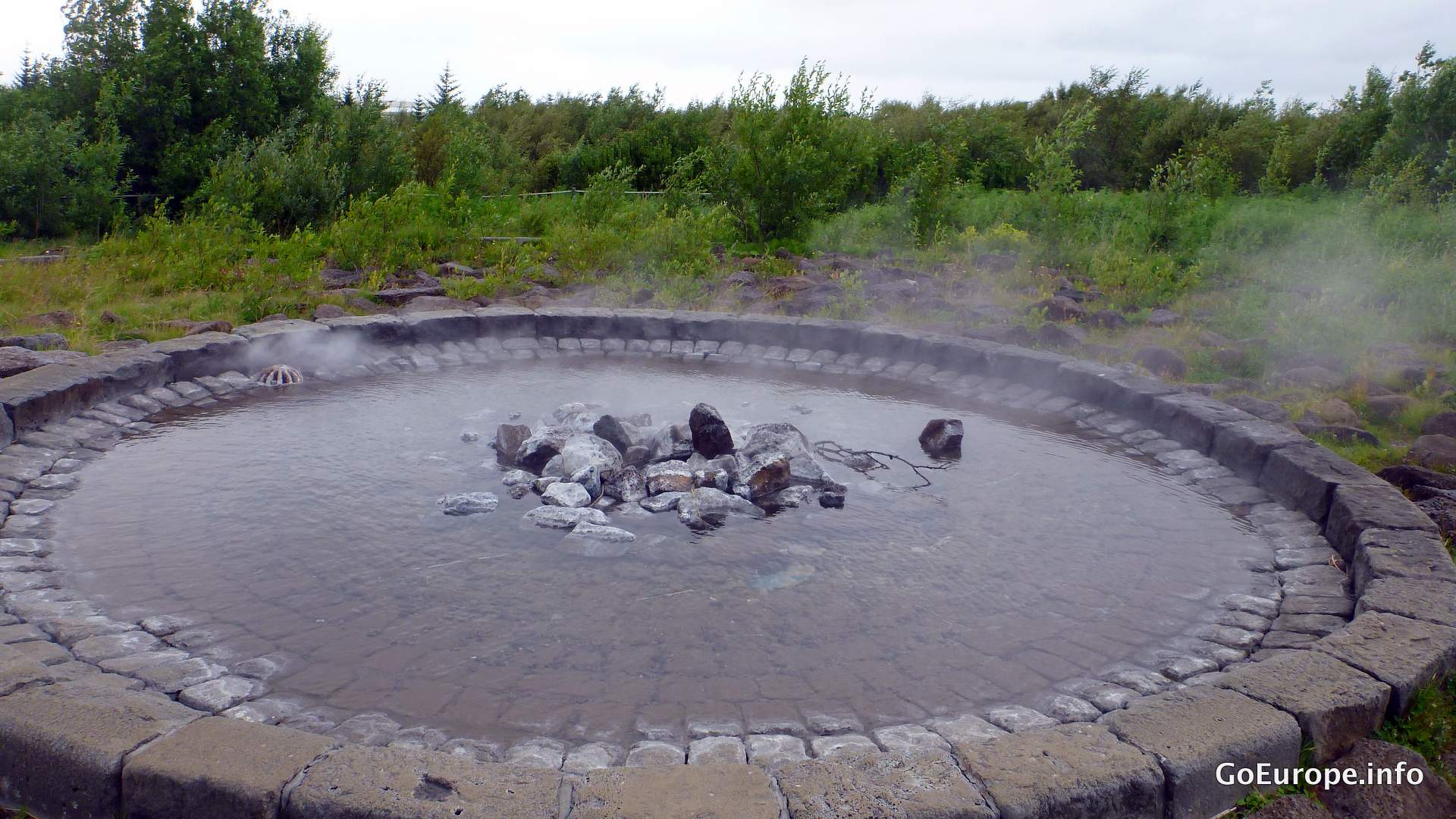 Outside perlan in Reykjavík.