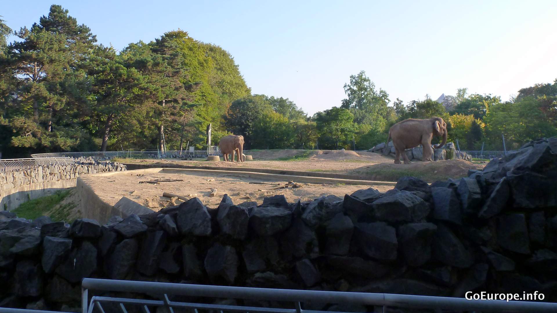 Parc de la Tete d'Or - The park with a mini zoo. 