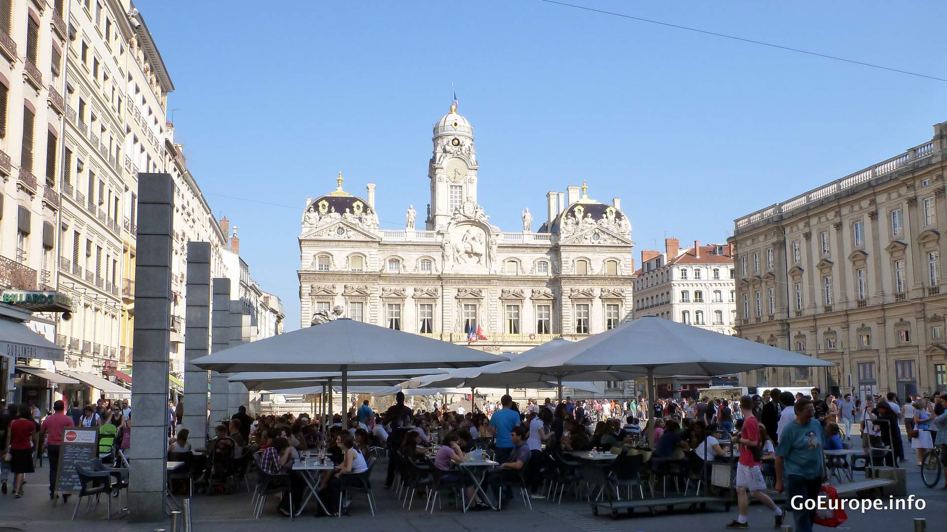 A lot of restaurants on the squares.